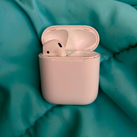airpods 2nd generation